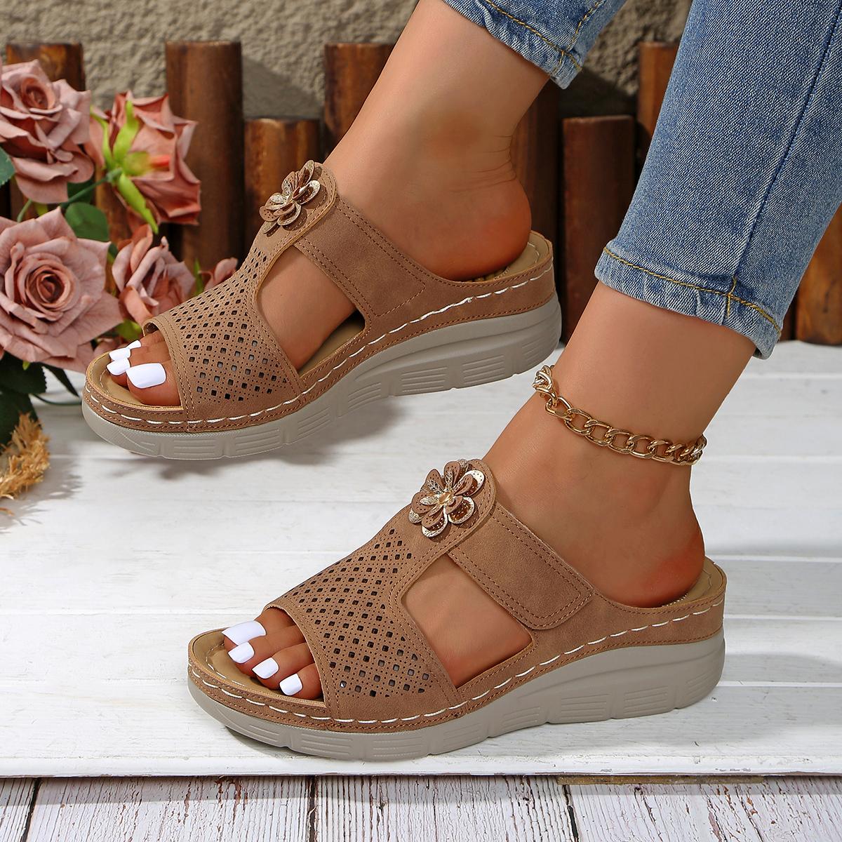 

Fashion Vintage Slip On Soft Sole Wedge Heels Sandals Women Hollow Out Breathable Straps Slippers Women 2025 Casual Driving Beach Shoes 42 коричневый