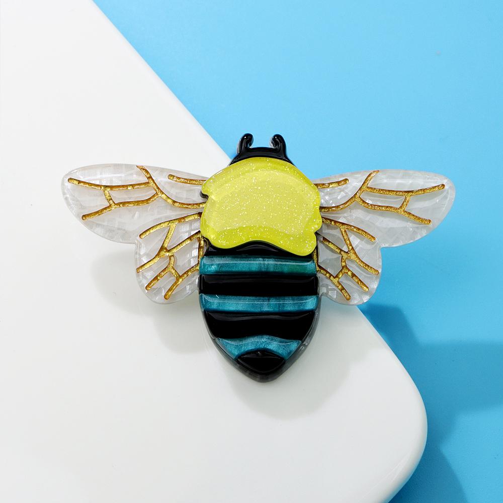 New Acrylic Cute Bee Brooches For Women Small Fashion Insect Pin Cartoon Design Suit Shirt Accessories High Quality