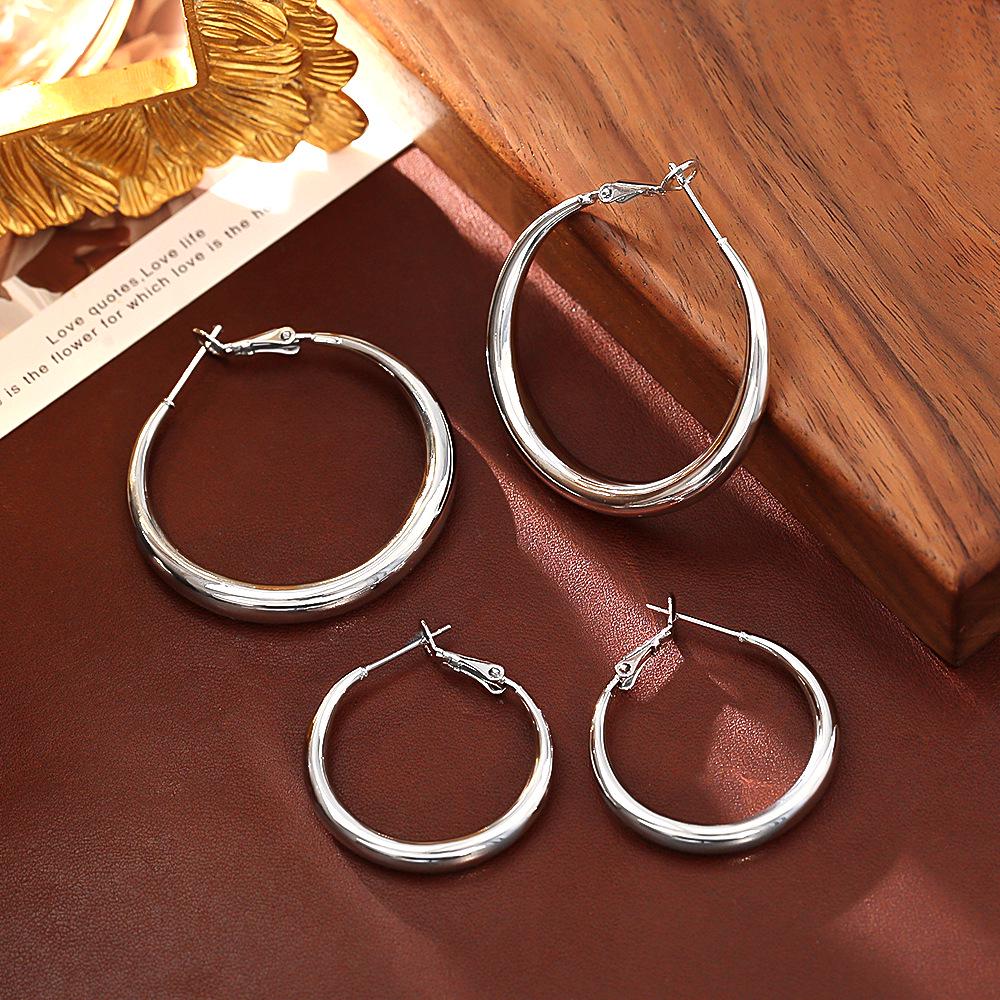 Minimalist European & American Style Gold-Plated Copper Stud Earrings - Silver Needle, Women's Fashion INS Cold Style