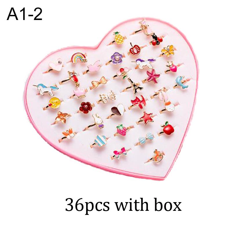 36 Adet Çocuk Ayarlanabilir Yüzük Kızlar İçin Sevimli Rol Yapma Makyaj Oyuncakları Karikatür Takı Alaşım Hayvan Emaye Yüzük Doğum Günü Hediyesi TMZ