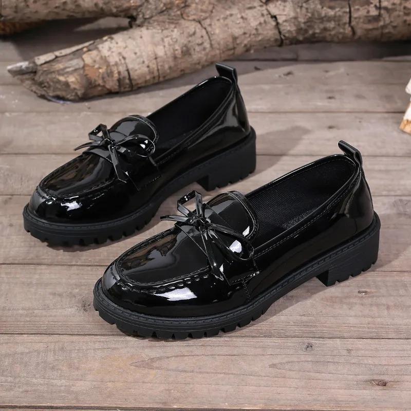 Womens Patent Leather Shoes Women Loafers British Tassel Casual Female Flat Shoes Bowknot Comfortable Small Leather Shoes