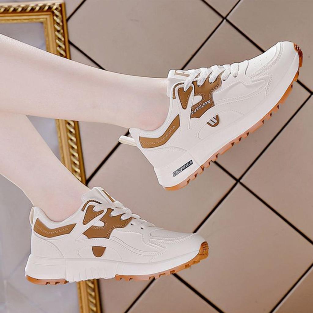 Large Size, Sports Shoes, Women's Shoes, Korean Version, Versatile, Lightweight, Running Shoes, Leather, Casual Shoes