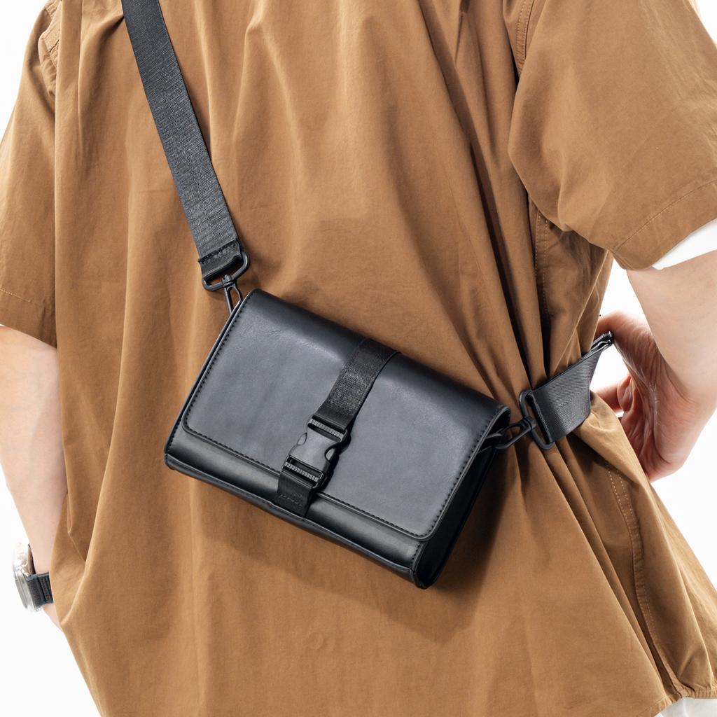 Trendy cool locomotive fashion men's and women's gender neutral satchel shoulder small square bag