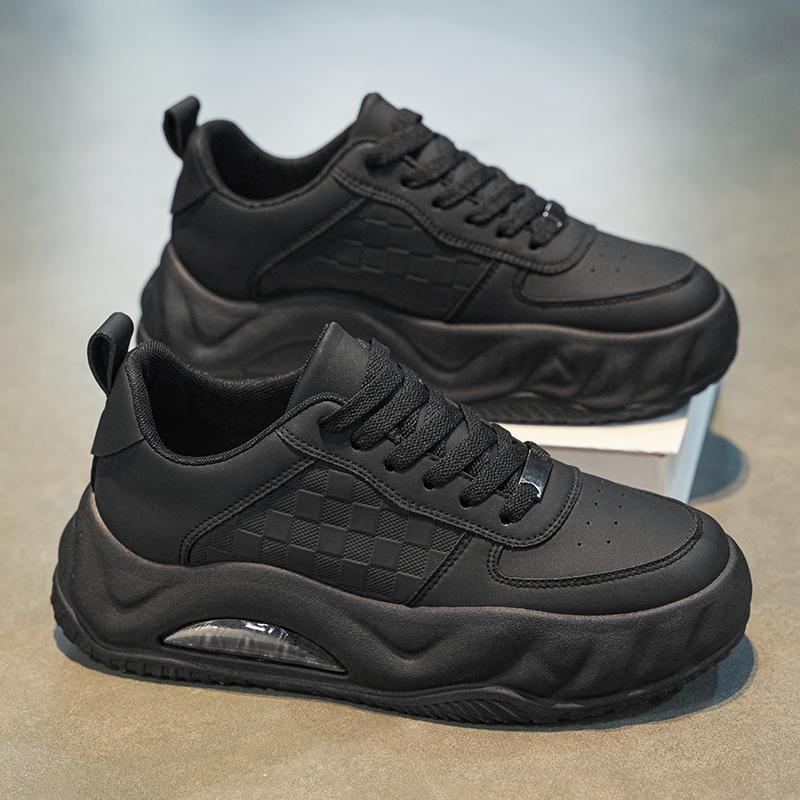 

Men s shoes 2025 new spring and autumn small white board shoes sports casual leather shoes niche design sense Internet celebrities with trendy shoes 44