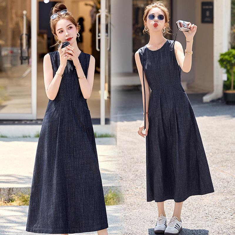 2026 Summer Women s Sleeveless Slimming Denim Dress - Elegant Long Skirt Large