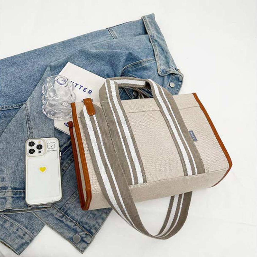 URB_ Square Webbing Tote Crossbody