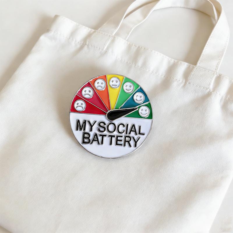 

Mood Conversion Turntable Pin for Women Men My Social Battery Pin Facial Expression Badge срібний