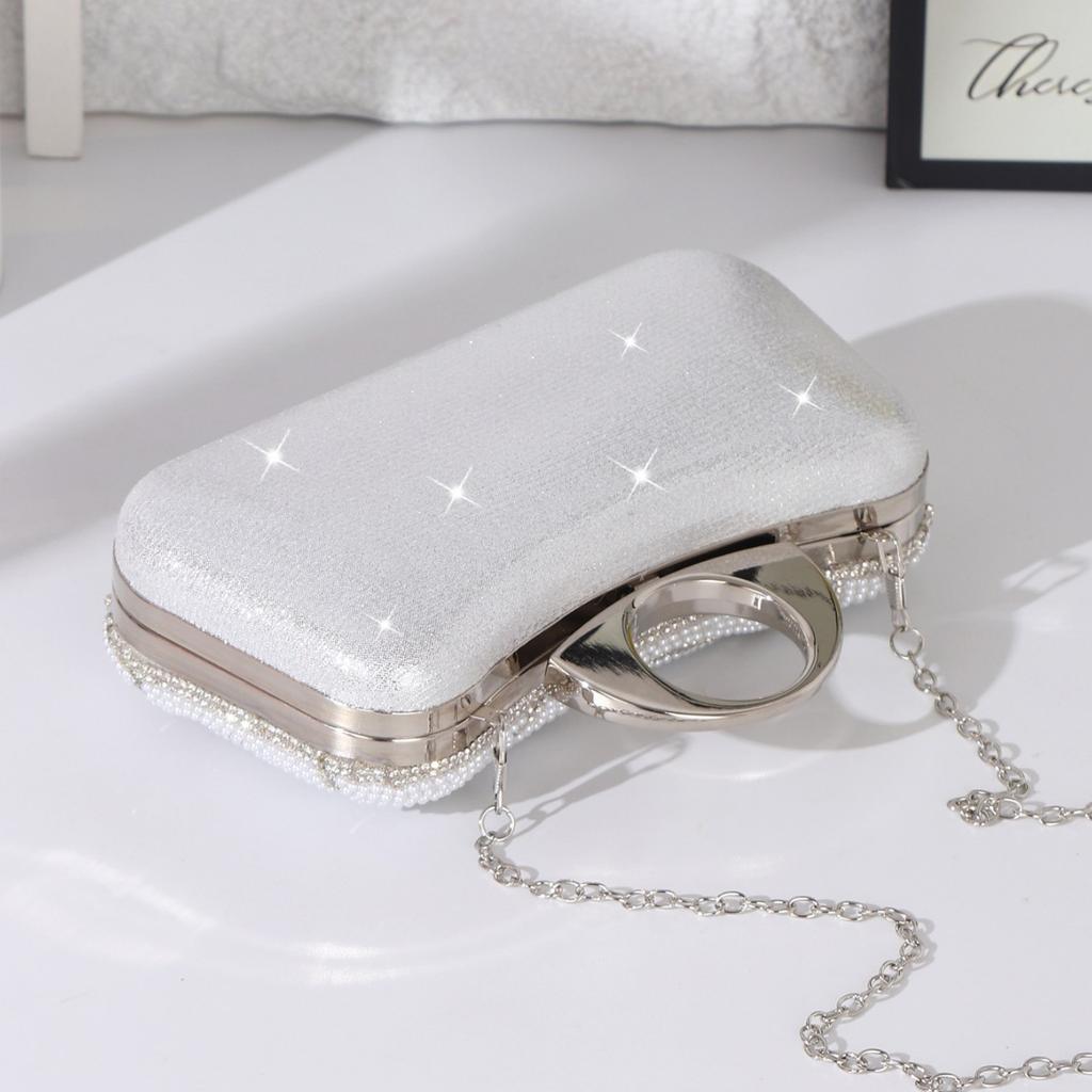 Popular pearl dinner bag European and American retro luxury clutch bag banquet dress women's evening wear