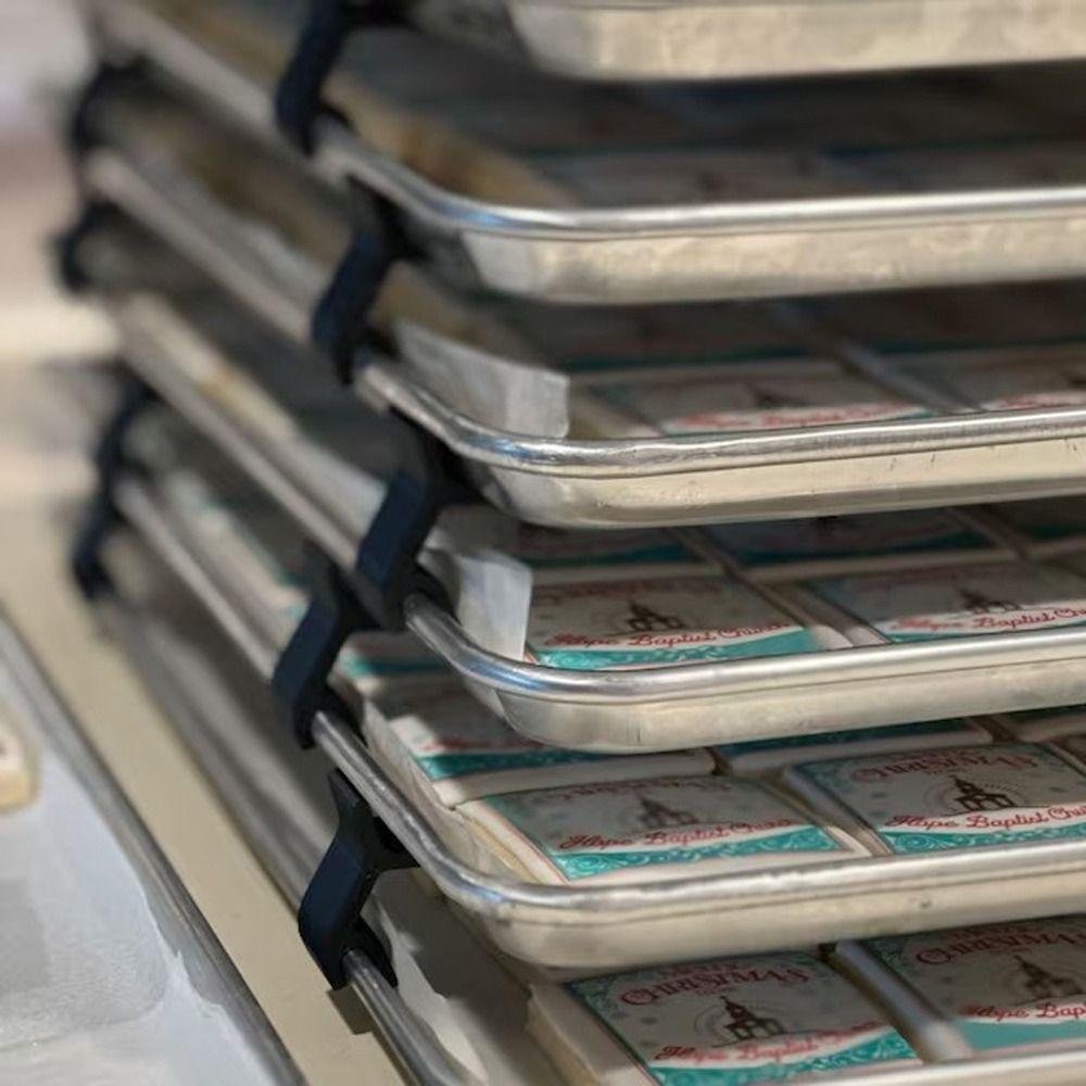 Plastic Trays Stacking Holder Space-Saving Pallet Clamp Refrigerator Tray Clamp  for Home Kitchen