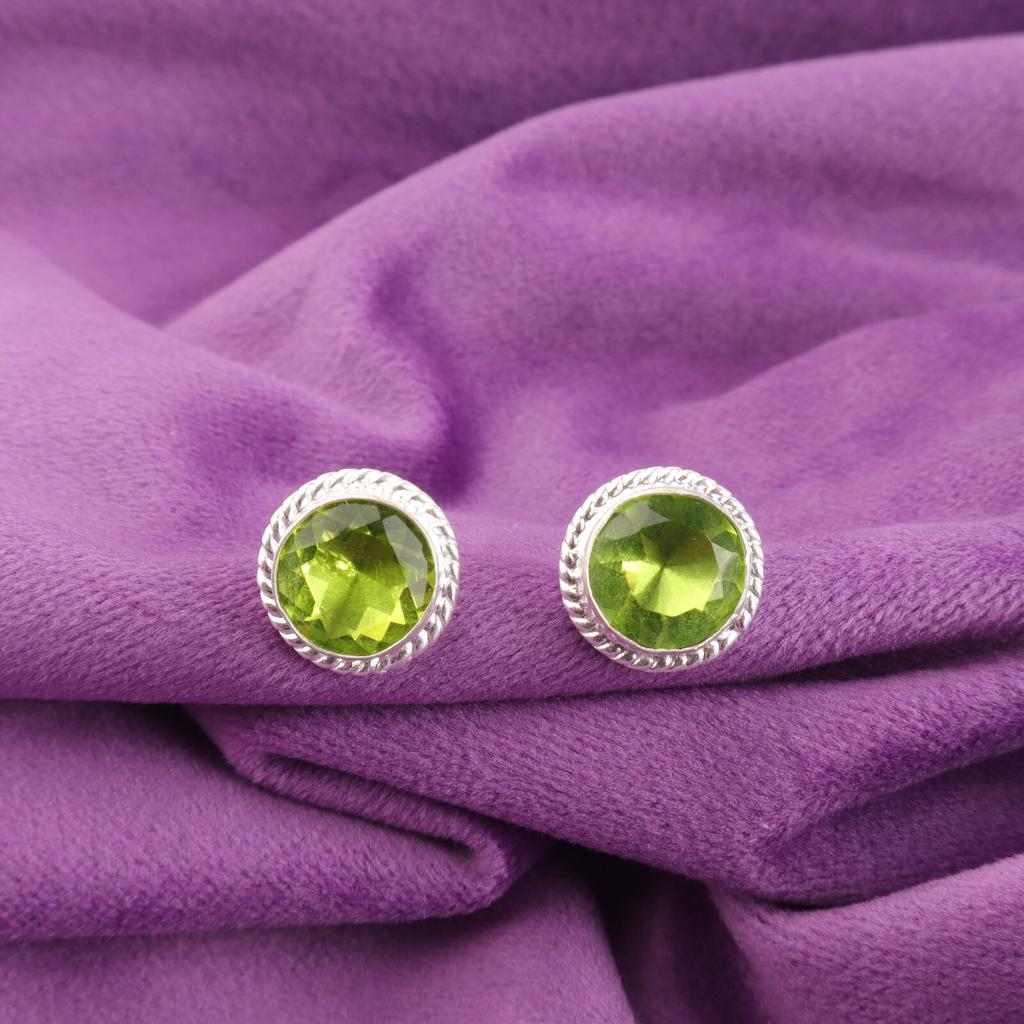 Round Peridot Gemstone 925 Sterling Silver Push Back Wedding Gift Stud Earrings EE-147-18