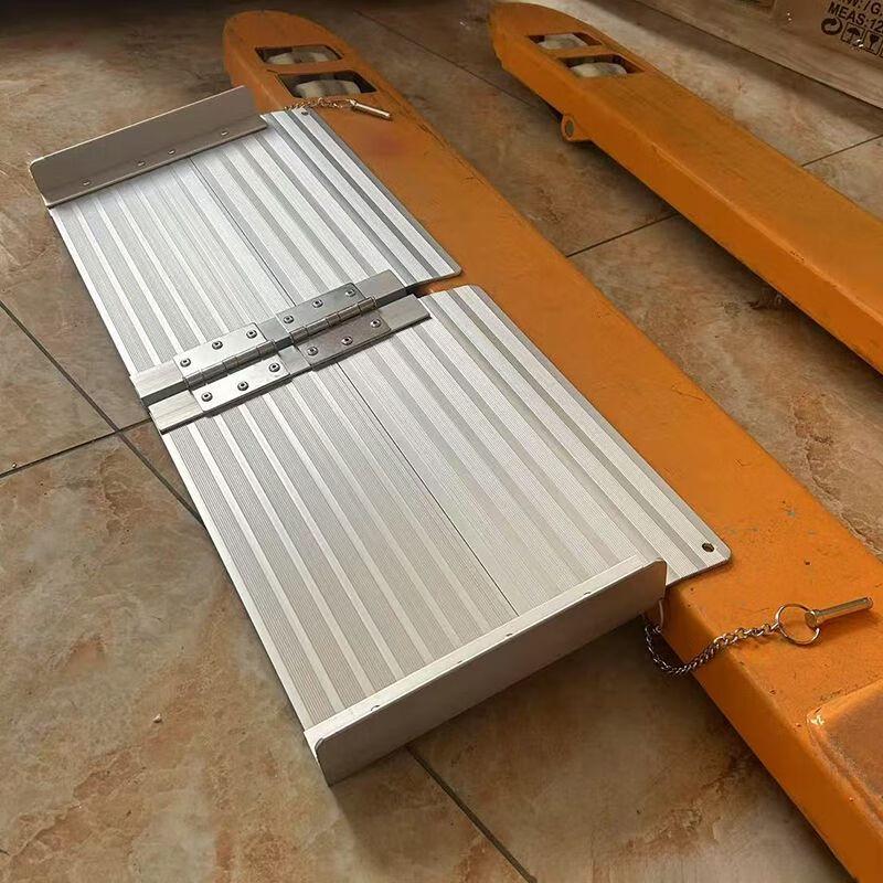 Portable Barrier-Free Access Ramp