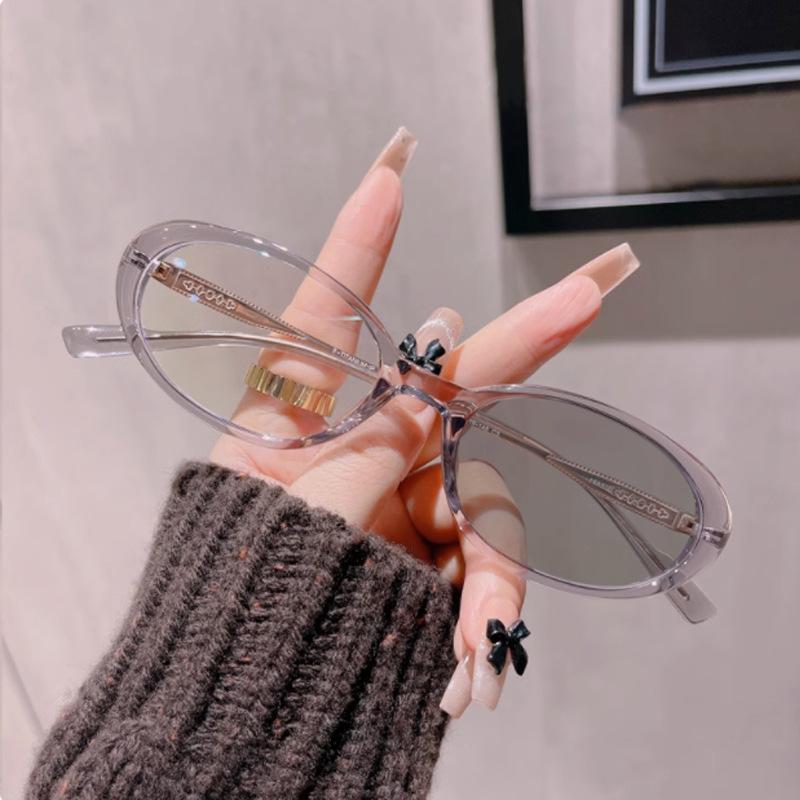 

Очки для коррекции близорукости с овальной оправой, чувствительные к свету, с изменением цвета, с защитой от синего света, для путешествий на открытом воздухе, с толстой окантовкой, с небольшой оправой 3.5