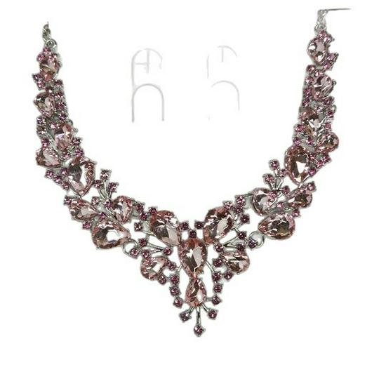 Teardrop Flower Pendant Necklace: Diamond-Studded, Retro-Style, Luxury Clavicle Chain for Women