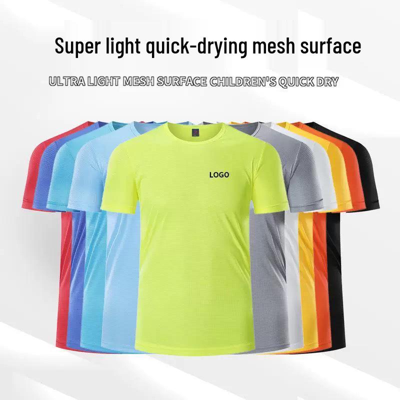 Zakázkové rychleschnoucí maratonské tričko: Sportovní dres s krátkým rukávem, Ideální pro běh a týmové akce, Potisknutelný logem.