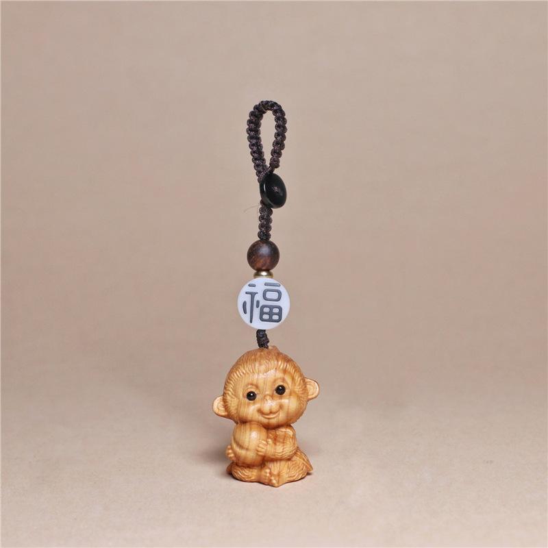 Thuja Twelve Zodiac Carving Wooden Pendant Chinese Zodiac Wood Carving Figurines Bag Decoration Gifts for Family Couple