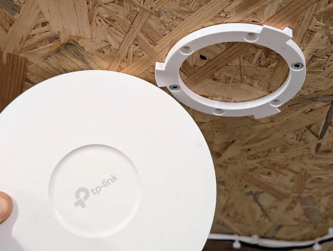 Кронштейн для потолочного крепления TP-Link EAP610 белый