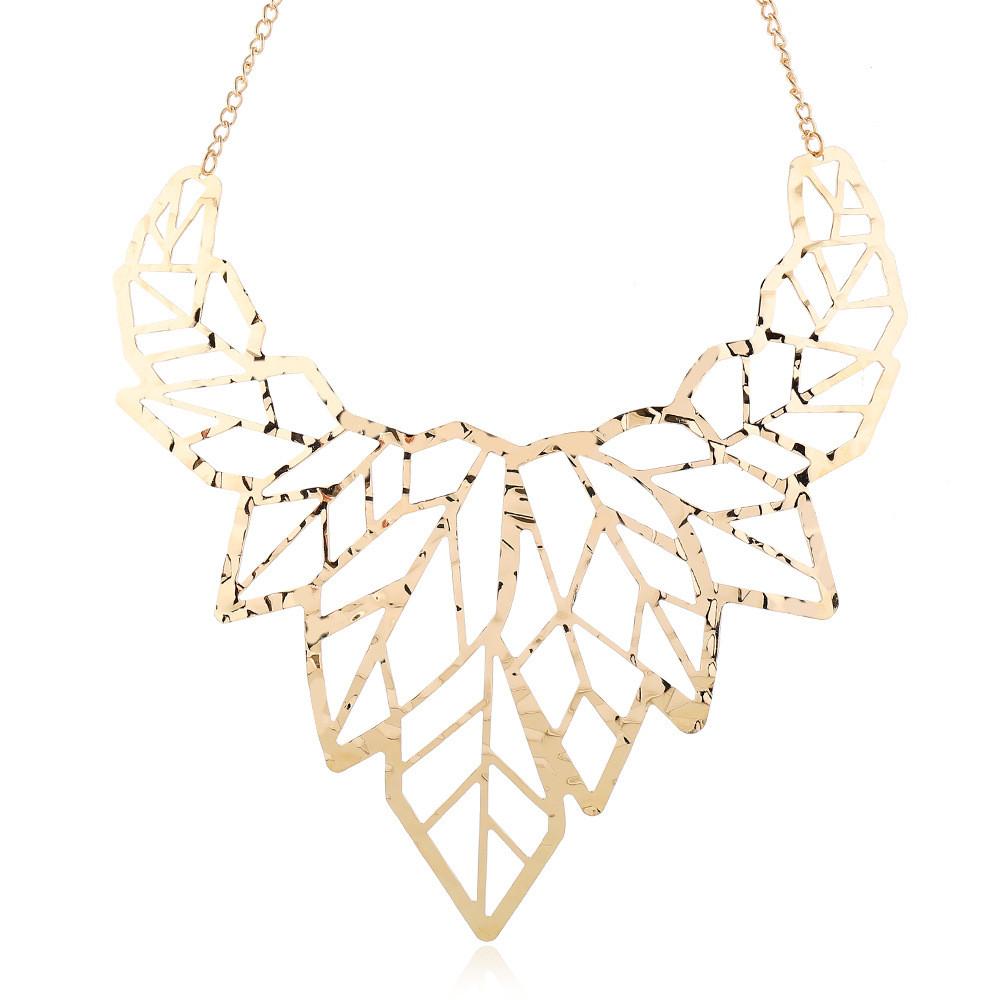 Exaggerated Hollow Leaf Chain Necklace In Gold And Silver For Trendy Adult Fashion