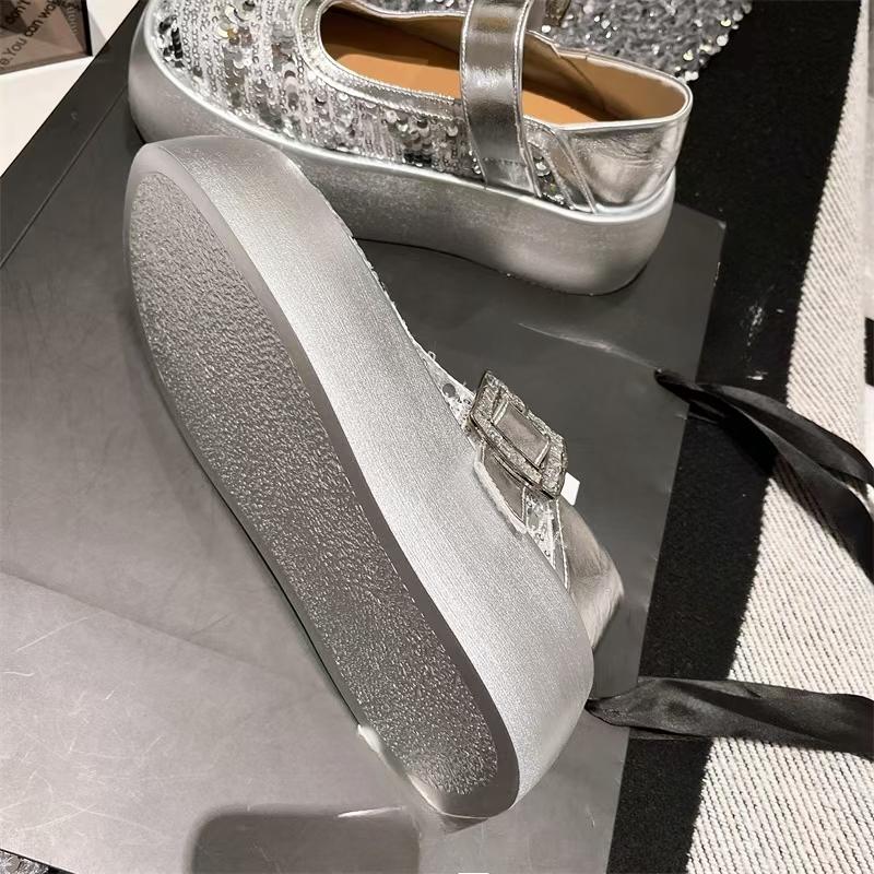 Fashion Summer New Flat Shoes Women Fashion Round Head Sequin Cloth Waterproof Table Anti-slip Wear-resistant Heel Shoes