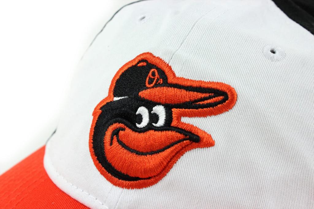New Era 9TWENTY MLB Baltimore Orioles Cap in White/Orange