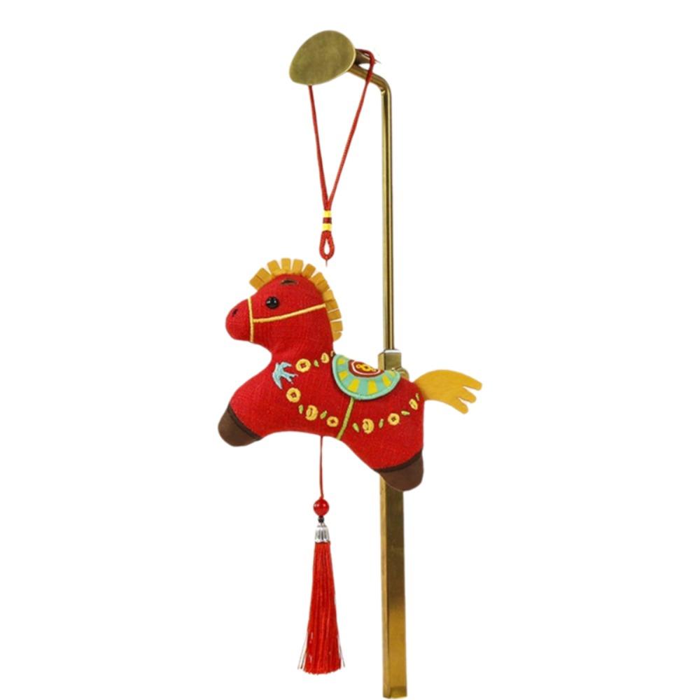 

Chinese Style Year of The Horse Mascot Keychain Embroidered Pattern Horse Stuffed Doll Backpack красный