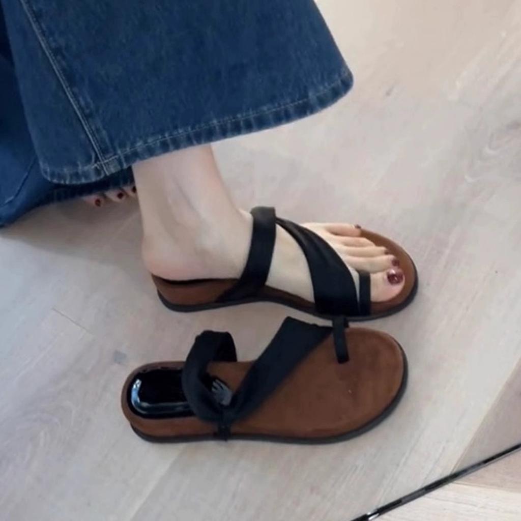 Summer Versatile Retro Round Head Set Toe Word with Thick Bottom Sandals Women Summer Soft Bottom Cool Slippers