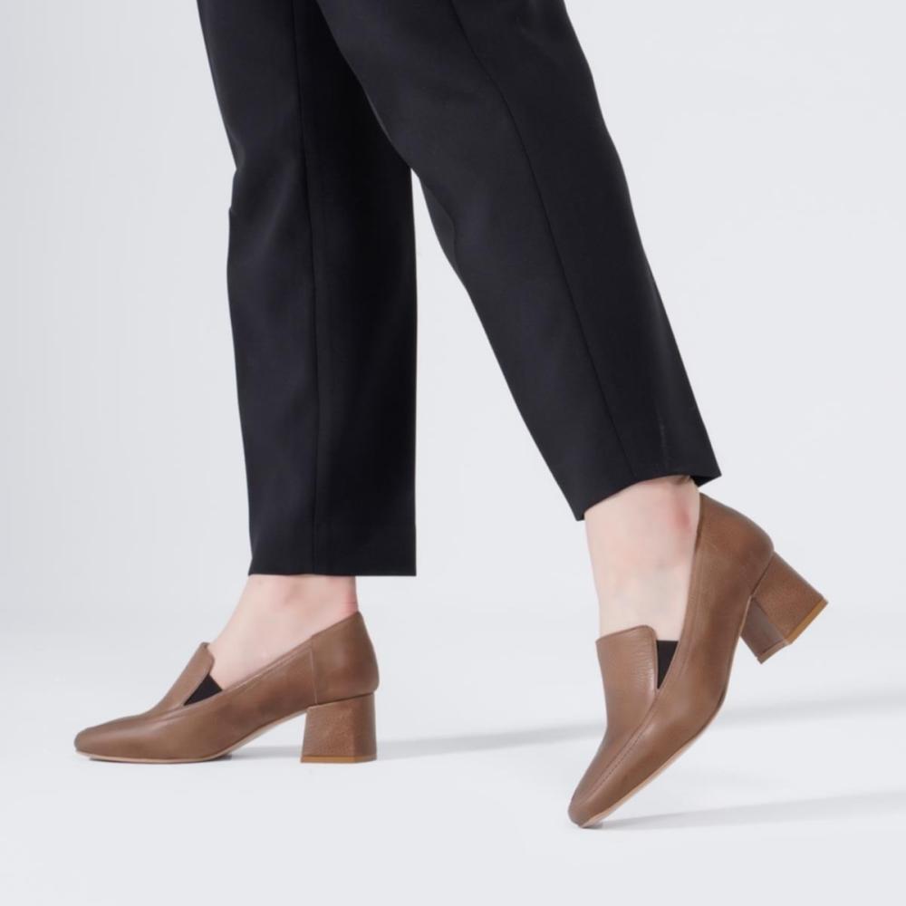 

Повседневная женская обувь из натуральной кожи Плоский носок Классические лоферы на плоской подошве