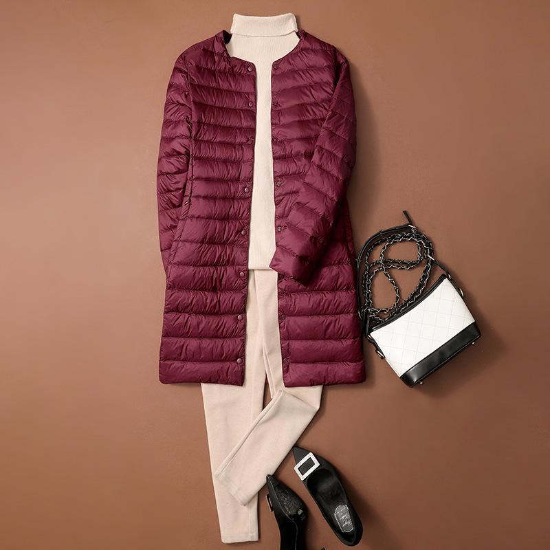 

Женский пуховик средней длины, легкий, с отложным воротником, осень/зима, стиль от круглого до V-образного выреза. 4XL бордовый