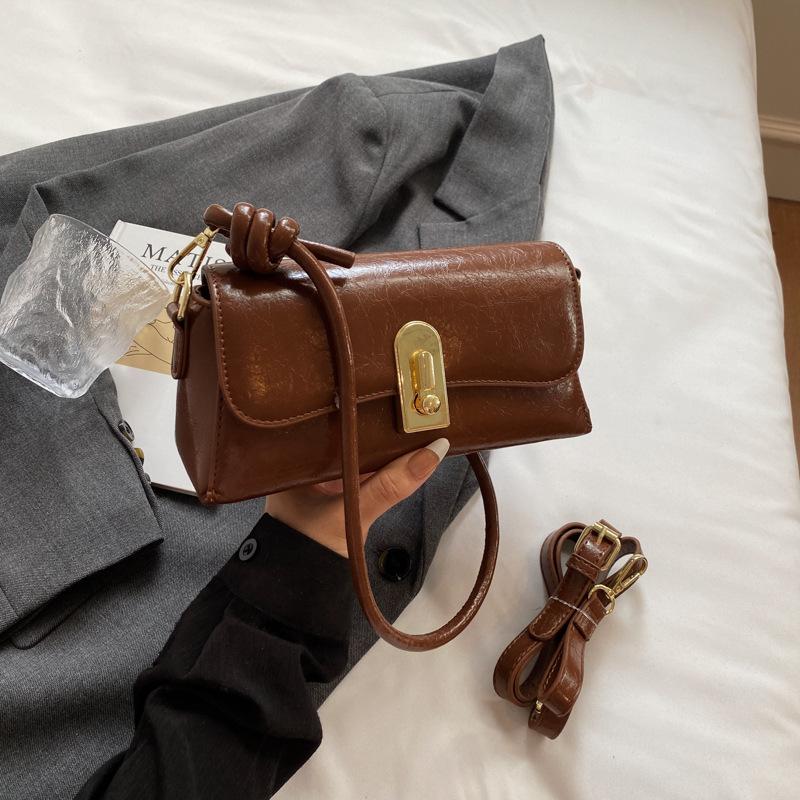 Jesień i zima nowy prosty damski worek na ramię niszowy wysoka wartość moda torebka pod pachę mała kwadratowa torebka casualowa listonoszka