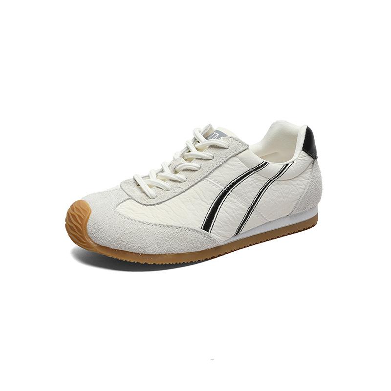 Leisure Sports Women's Spring and Summer New Leather Breathable Color Matching Light and Comfortable Little White Shoes