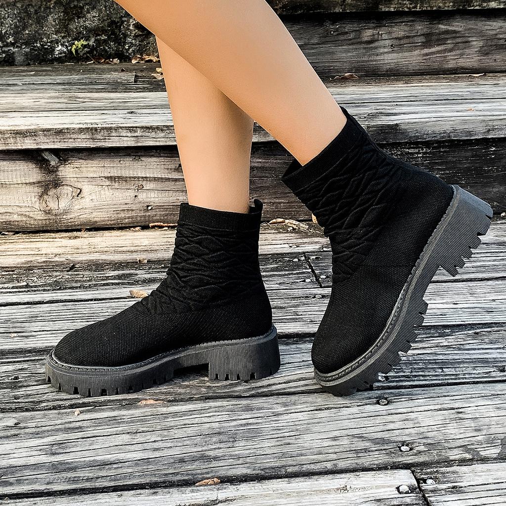 Spring Plus-size Fashion Boots Women's New Stretch Fly Knit Platform Socks Boots Casual Low-top Martin Boots