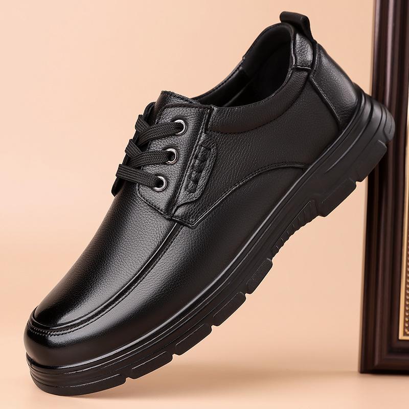 

Модные туфли из мягкой коровьей кожи для мужчин Модные повседневные новые дизайнерские однотонные туфли-лоферы для мужчин на весну и осень 38