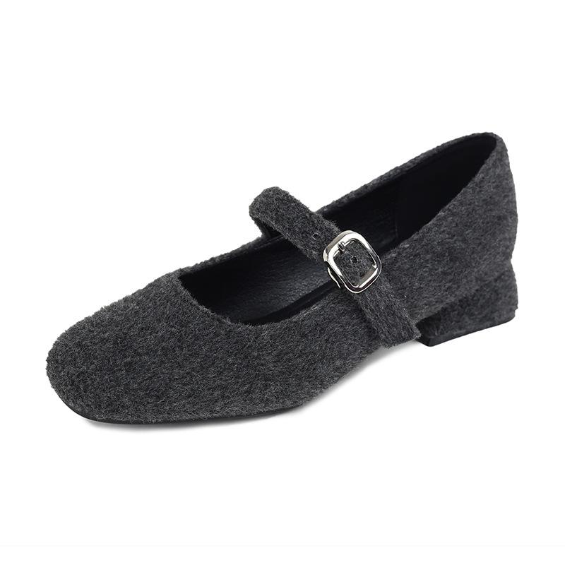 Fashion Pumps Women's 2025 Spring/autumn Buckle Mary Jane Shoes for Womens Thick Heels Wearing Oversized 43 High Heels Woman's Shoes