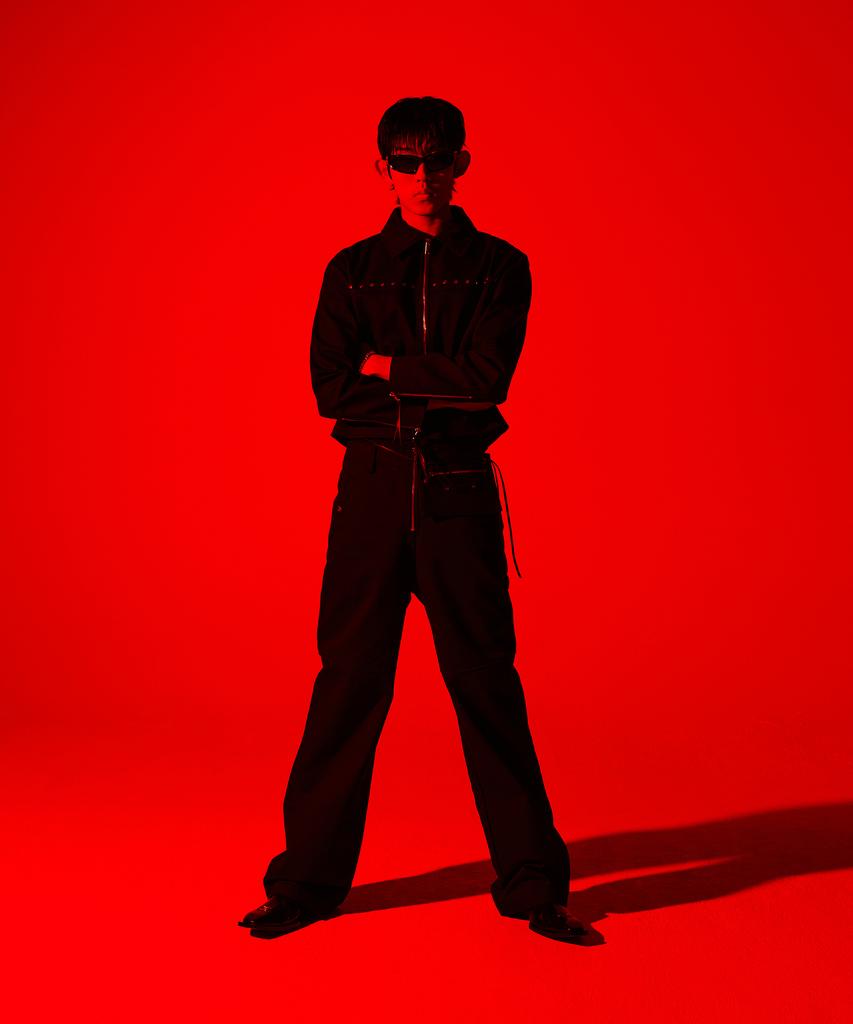 MORE THAN BLACK Rivet Pouch Pants