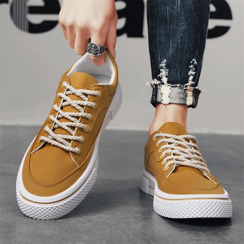 New Men's Classic Four Seasons Fashion Low Top Canvas Skateboarding Shoes Comfortable Soft Sole Sneakers