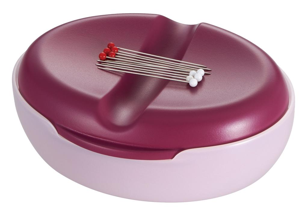 Clover Magnetic Pincushion
