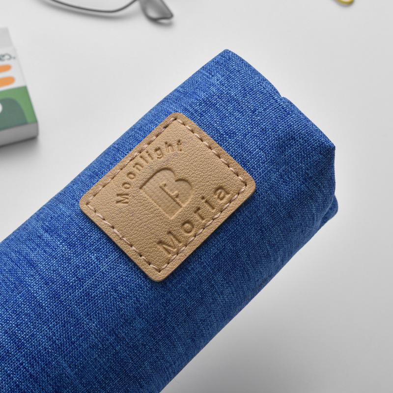 Minimalist Multi-Functional Pencil Bag for Students - Small, Square, Dirt-Resistant Design for Junior High, High School & Primary School Use