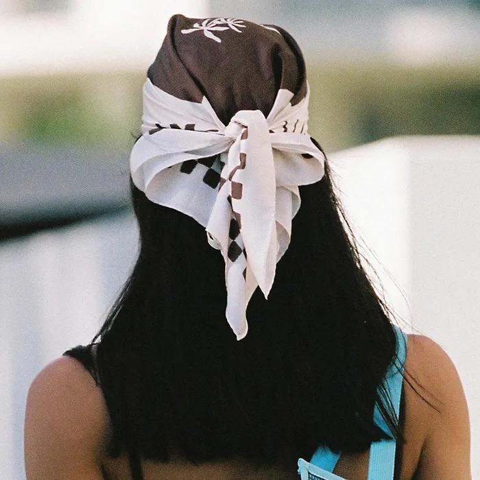 ISLAND SCARF_BROWN