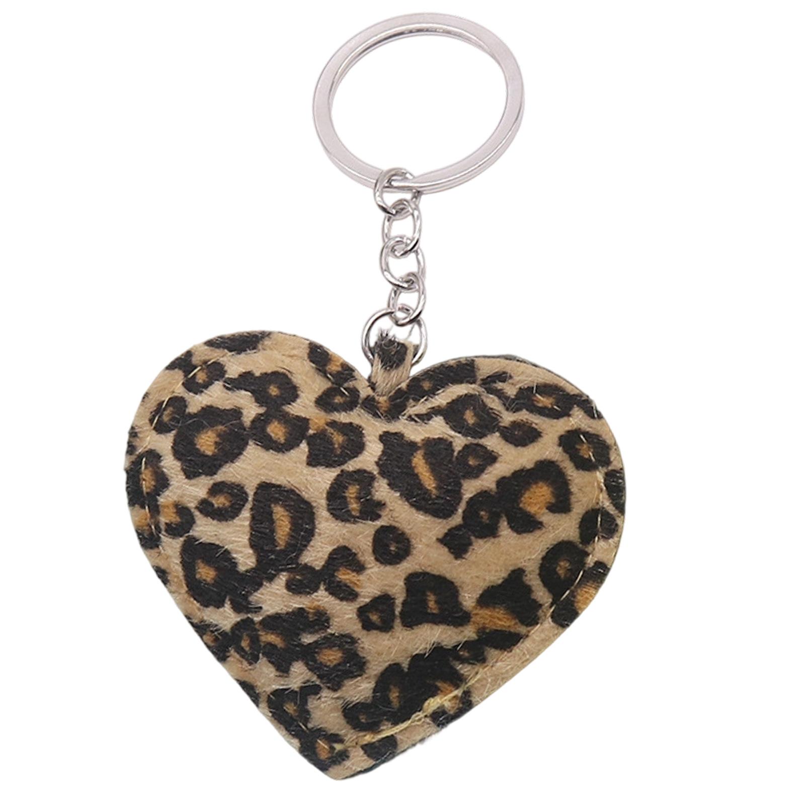

Easy to Use Leopard Heart Keychain PU Leather Design No Tools Required for Quick Attachment and Convenience хакі