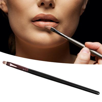 Ruj Bulaştırma Fırçası Yumuşak Çok Amaçlı Hafif Alüminyum Tüp Kadınlar İçin Dudak Fırçası