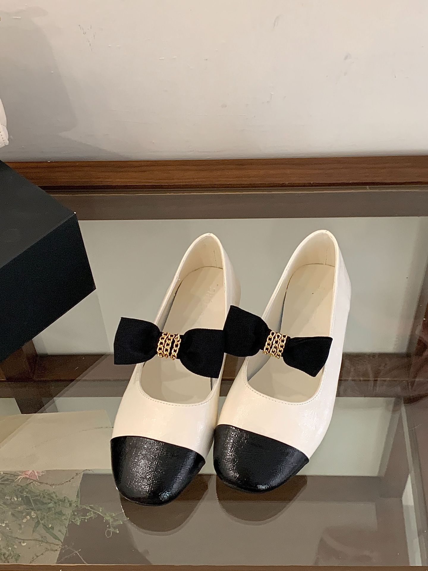 Women s Round Toe Flat Bowknot Slip-On Pumps - Fashionable Footwear 35
