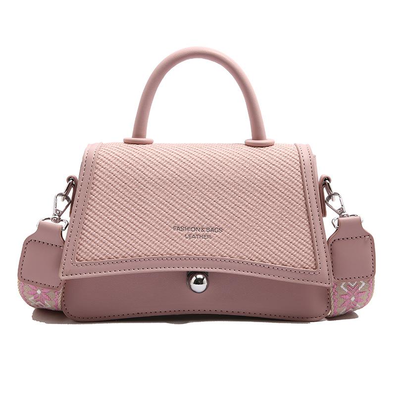 2025 Spring and Summer New Simple Temperament Korean Version Portable Small Square Bag Women's Leisure Commuting Wind Wide Shoulder Strap Messenger Ba