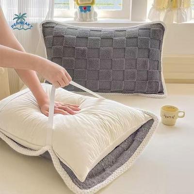 Textilien für Ess- & Wohnzimmer – Dekorative Kissen 