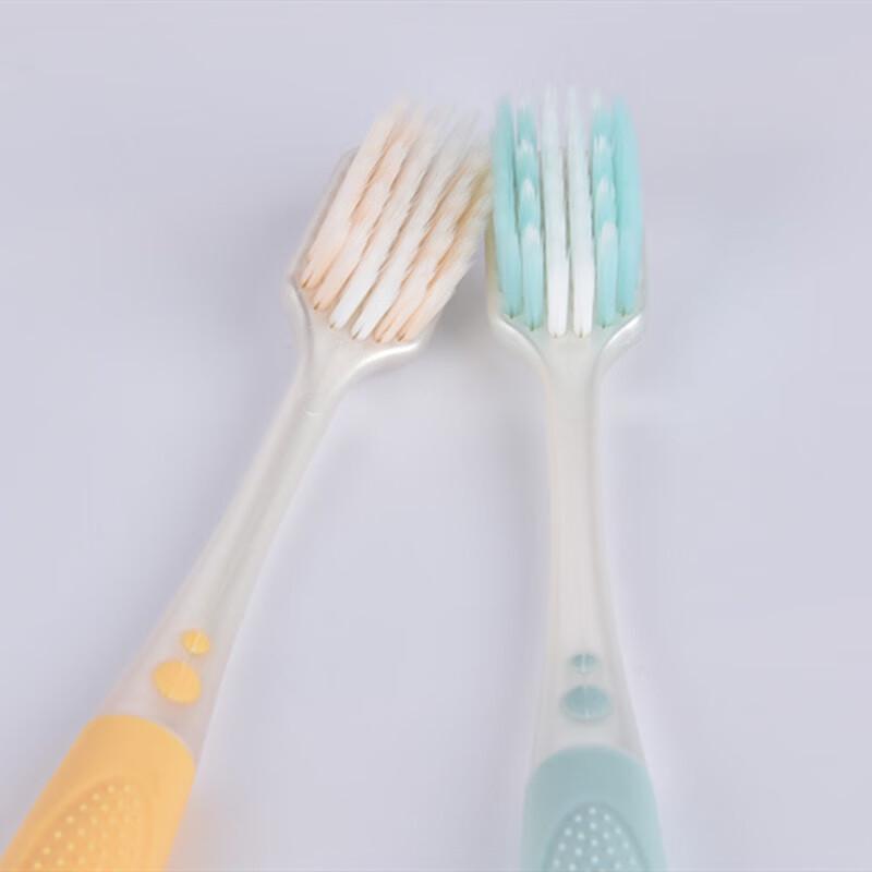 Colgate Wide Soft Cotton Silk Toothbrush Twin Pack