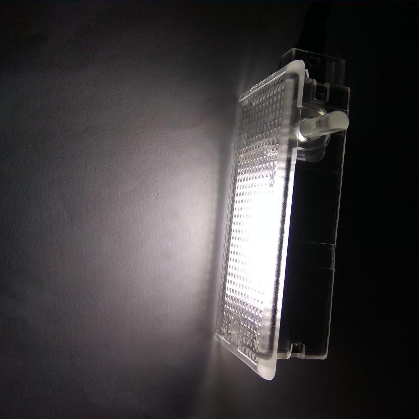 BMW E46/E53/X5/E81 Glove Box Light Assembly for 2D/3D/4D/5D