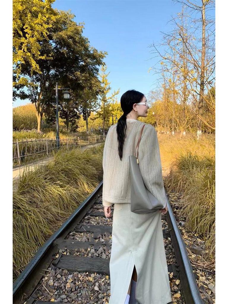 2024 Autumn/Winter Women's Faux Mink Stripe Cardigan: Round Neck, Long Sleeve, Socialite Lazy Style