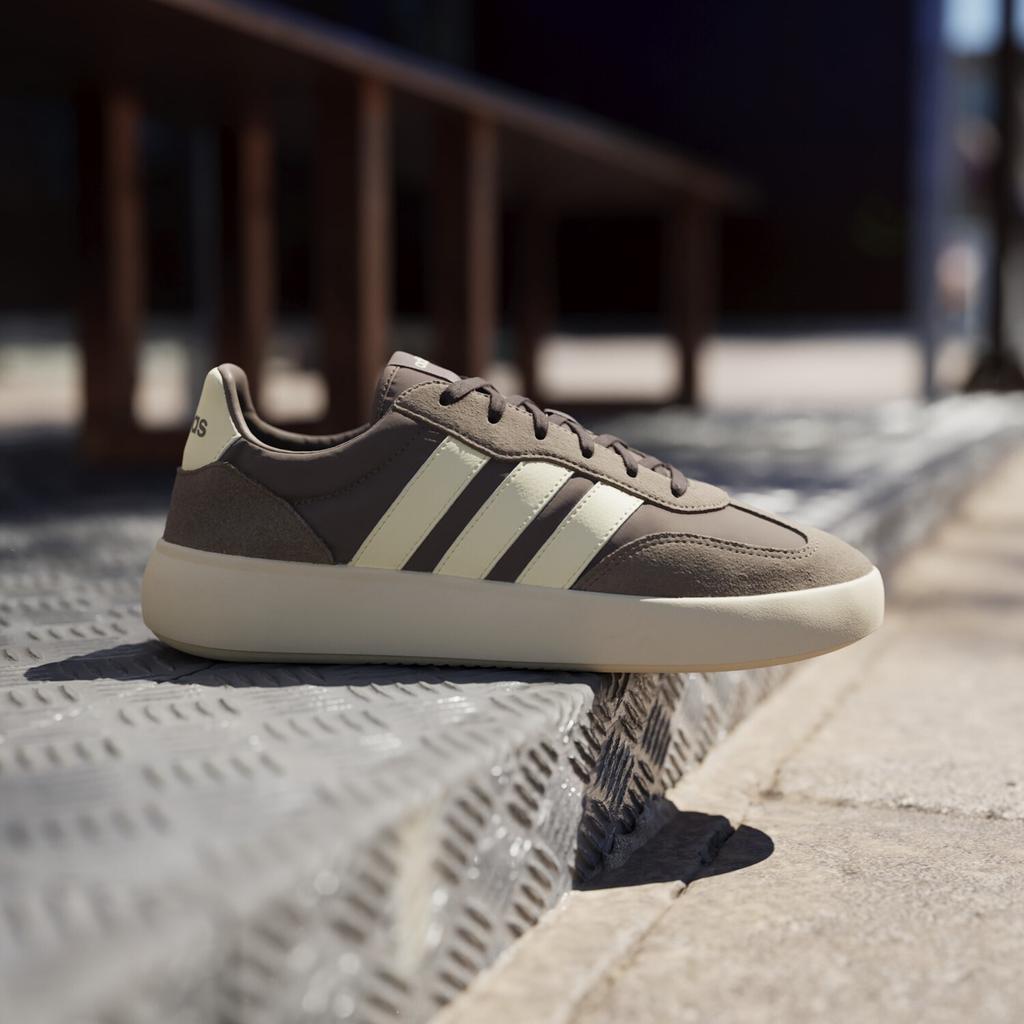 Кроссовки Adidas Barreda Decode earth strata/warm vanilla/shadow brown