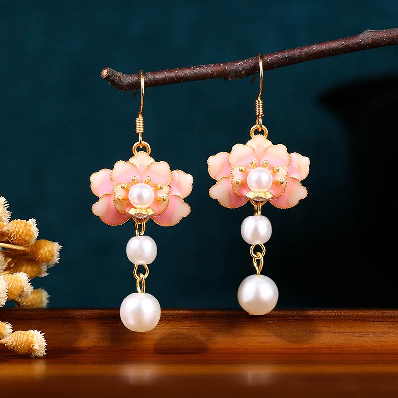 Aieryuan Chinese Enamel Lotus Pearl Dangle Earrings - Elegant Retro Style, Perfect Mom Birthday Gift.
