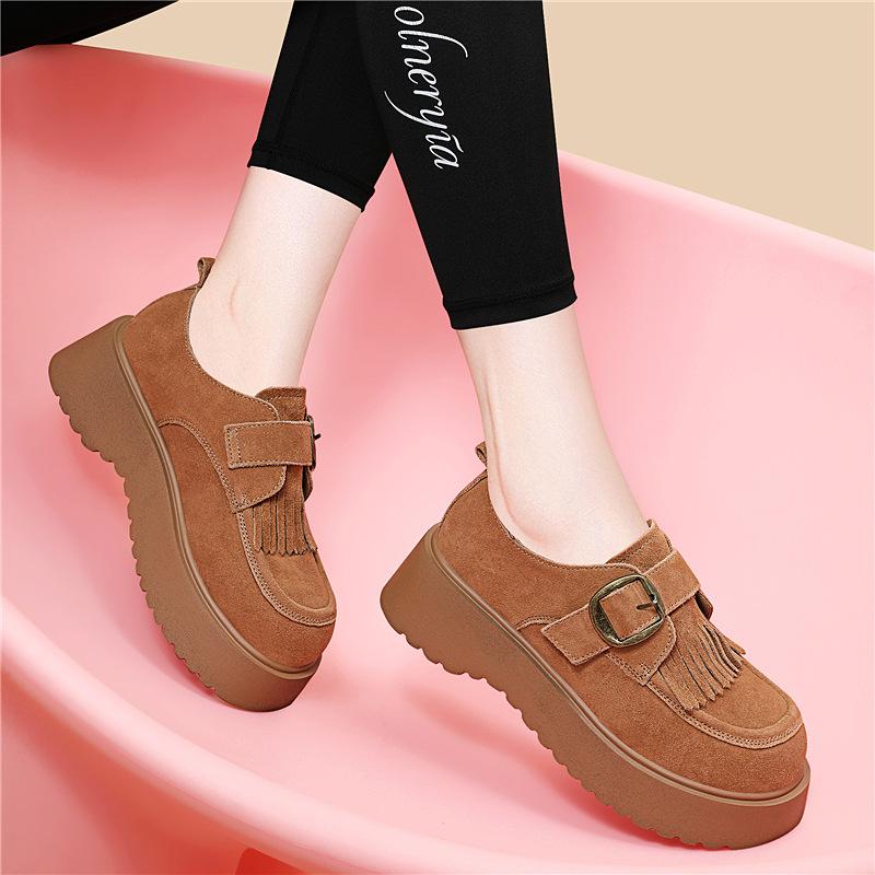 Plateau-Retro-Loafer Damen Herbst und Winter Neu Britischer Stil Leder Schuhe zur Erhöhung der Höhe Kleine Mary Jane Single Shoes