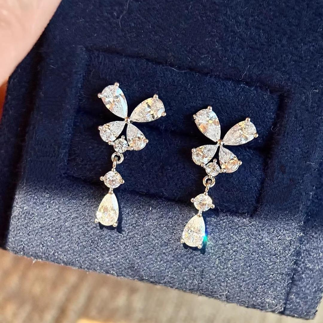 

Butterfly Drop Earrings Delicate Cubic Zirconia Earrings Crystal Dangle Earrrings Feminine Earrings For Party Daily Wear Gifts