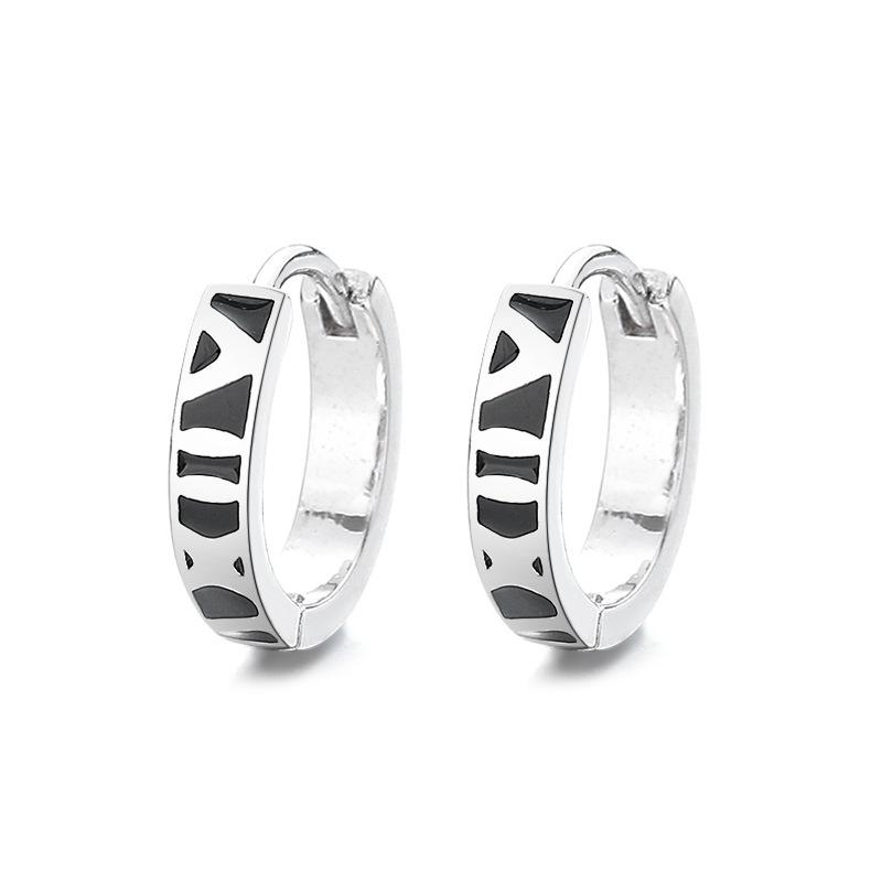 Earrings Trendy Personality Neutral Style High Sense Retro Simple Ear Buckle Roman Numerals Men'S And Women'S Earrings Earrings